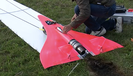 Fastest RC Turbine Jet In Action 727km/h