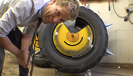 Colin Furze - 600cc Rip-Tire Spinner, Overwatch