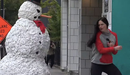 Scary Snowman Prank 