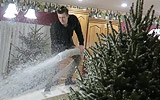 Roman Atwood - Indoor Snowstorm Prank