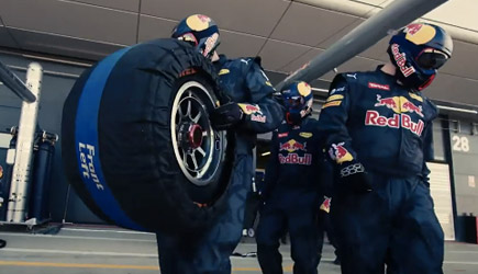 Red Bull Racing - Team vs Individual (Formula One Pit Stop)
