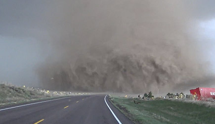 Amazing Tornado Footage