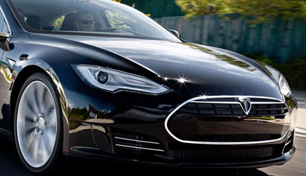 Tesla Auto Pilot Spin Out
