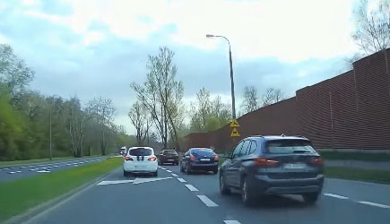 Best Of Dashcams - Bad Driving in Poland 823